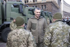 БЕБ розслідує розкрадання 615 млн грн на програмі «Захисник Києва»: причетні посадовці КМДА та 112-та бригада тероборони