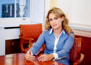Головний сервісний центр МВС спрямував 451 млн грн фірмі, пов’язаній із консультантом російського бізнесу у Великій Британії