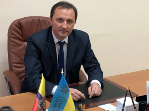 Ректор НУХТ Олександр Шевченко ховає майно на дружину та занижує вартість її автівок: скандал із декларацією