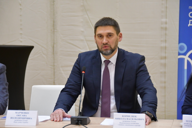 Прокурор ОГП Лодочников продав старого «крузака» заступнику голови НАЗК і одразу купив новий за 1,2 млн