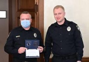 Небезпечні зв’язки: заступник голови поліції Києва Артем Родигін задекларував співмешканку, чиє оточення співпрацює з окупантами