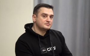 Олександр Борняков віддав «Дію» одеському юристу своєї родини, який скуповує майно оточення Труханова